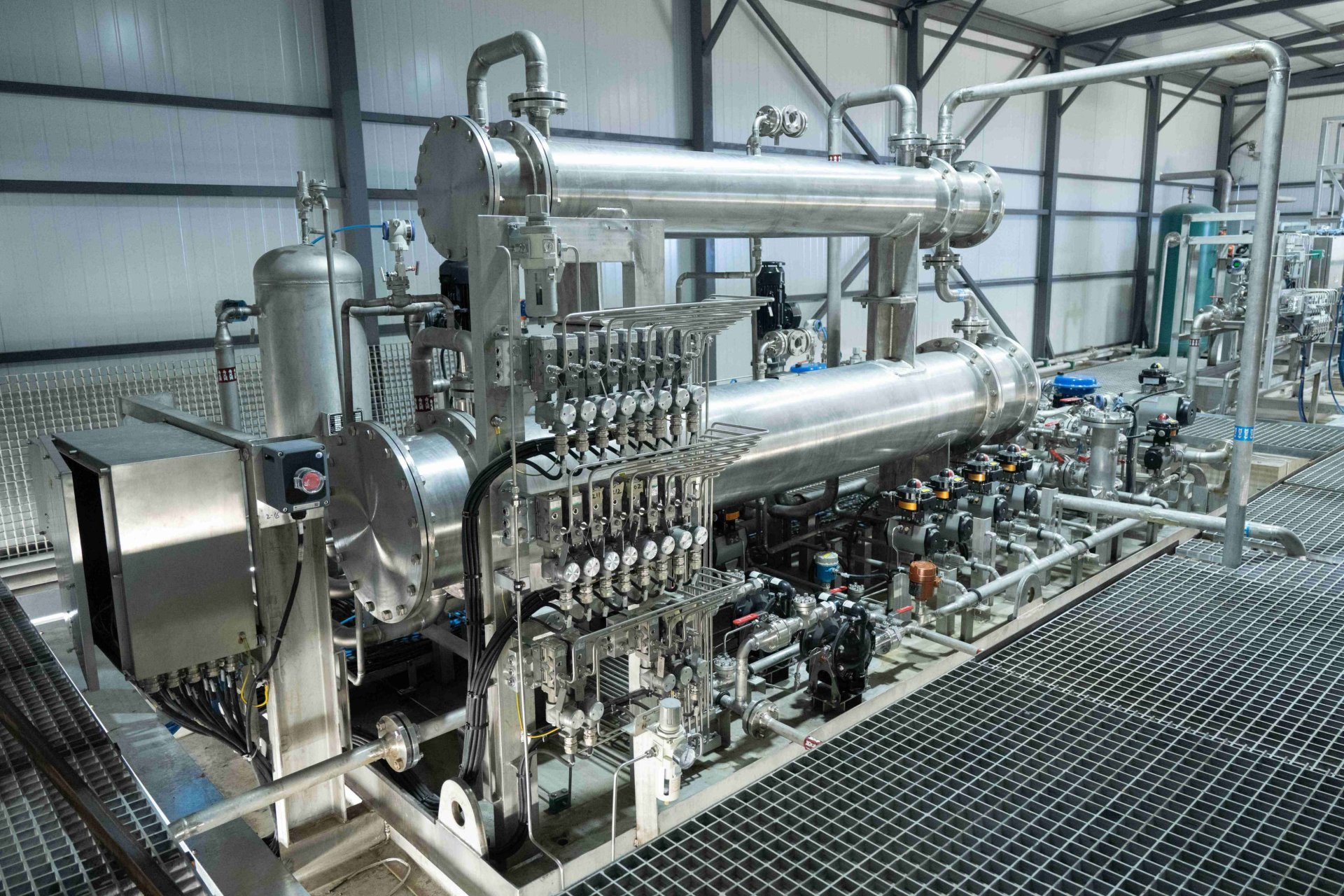 ͼΪ�����ϸ�J9���ֲ������״�ȼ�Ϲ�������