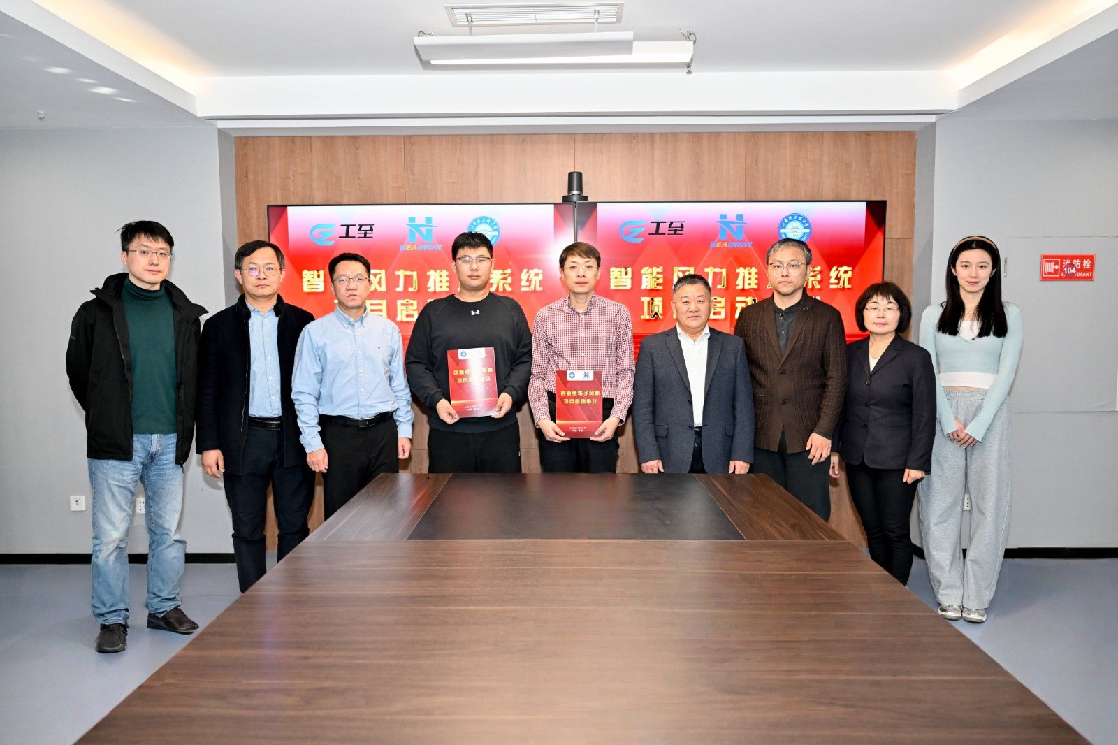 �����ϸ�J9���ֲ����� - J9���ֲ��ϸ绥������